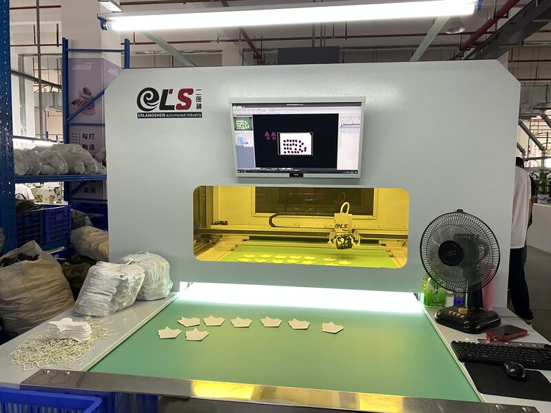 Heat press machine with operator console