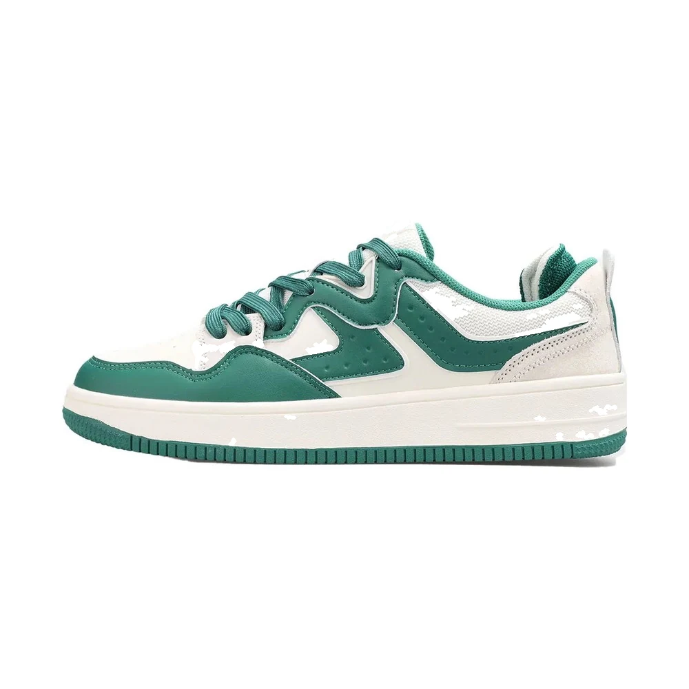 Wide-toe base style — wide-fit retro sneaker